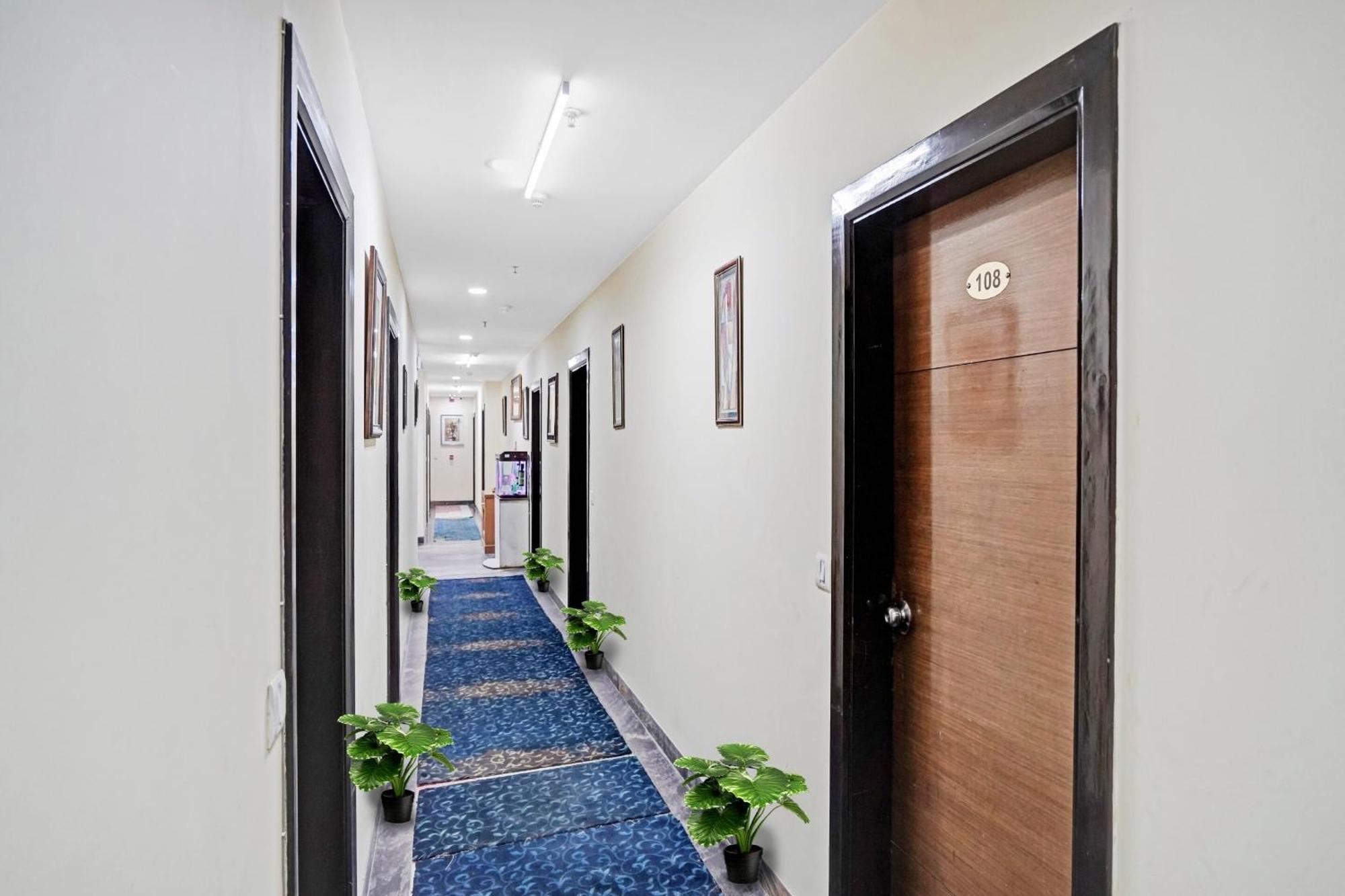 Hotel O Royal Regency غازي أباد المظهر الخارجي الصورة